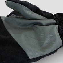 Load image into Gallery viewer, Masters Golf TourDri Winter Mitts. Men's Size Small to Medium or Large to Extra Large.