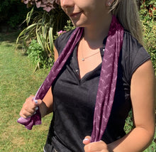Load image into Gallery viewer, Surprizeshop Lady Golfer Cool Scarf. Pink, Purple, Grey or Navy.