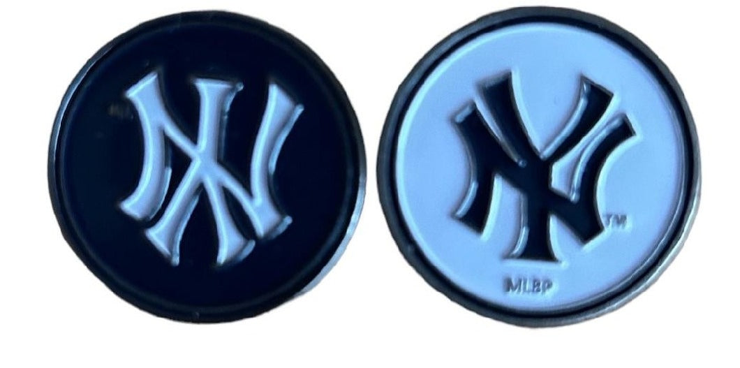 MLB Official Team Crested Golf Ball Marker. Double Sided. New York Yankees.