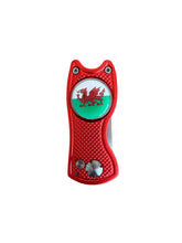 Load image into Gallery viewer, Wales Crested Switchblade Design Golf Divot Tool With Detachable Golf Ball Marker
