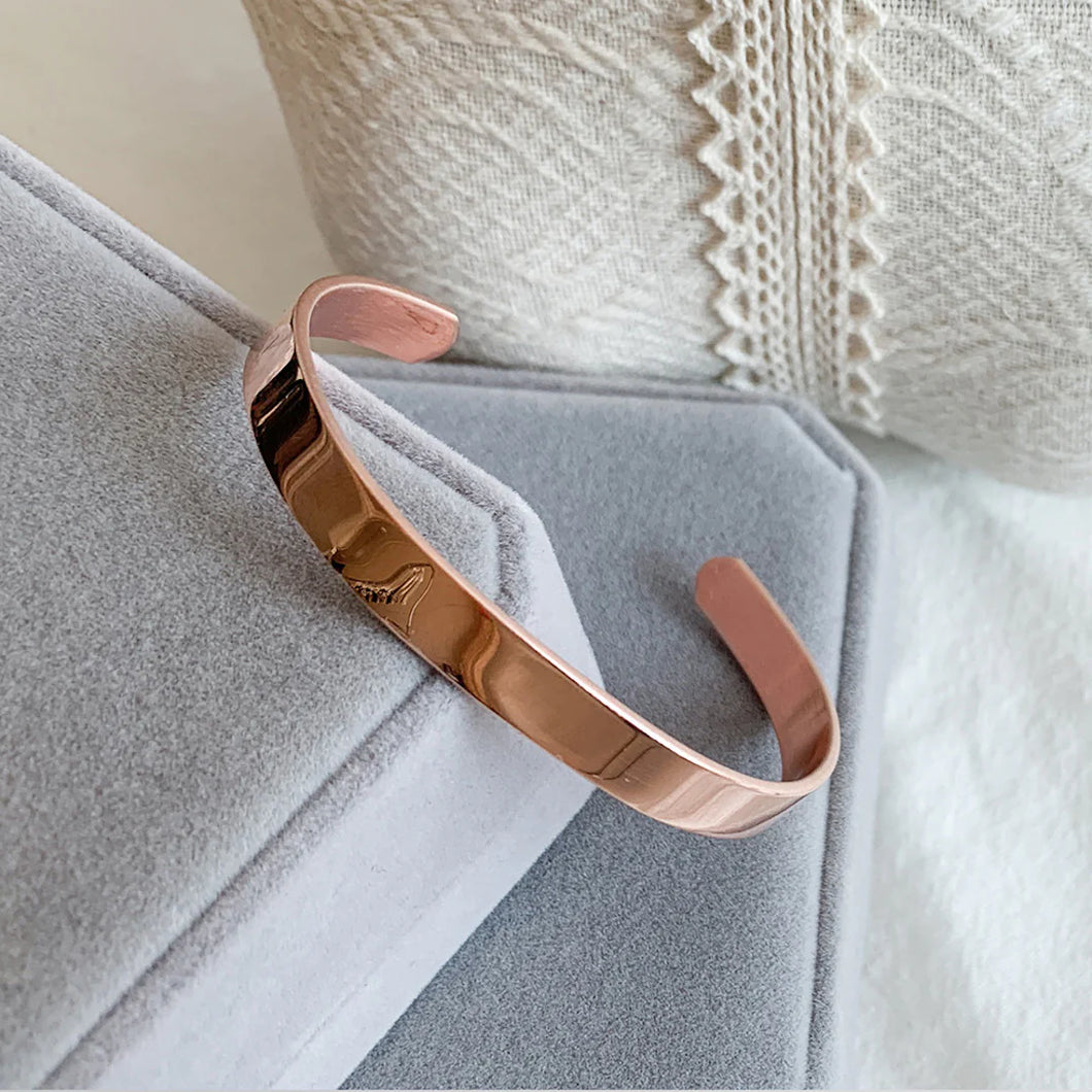 Sabona of London. Plain Rose Gold 7mm Bracelet. Size Medium.