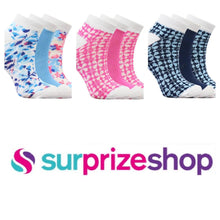 Load image into Gallery viewer, 2026 Surprizeshop 3 Pairs of Ladies Printed Golf Trainer Socks 3 Pack - Pink Viola, Navy Viola or Watercolour Petal.
