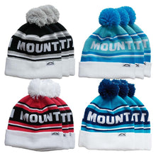 Load image into Gallery viewer, Sun Mountain Golf Winter Bobble Hat.
