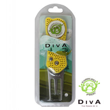 Load image into Gallery viewer, Twisted Frog Diva Aero ST Auto-Open Golf Divot Repair Tool and Ball Marker.
